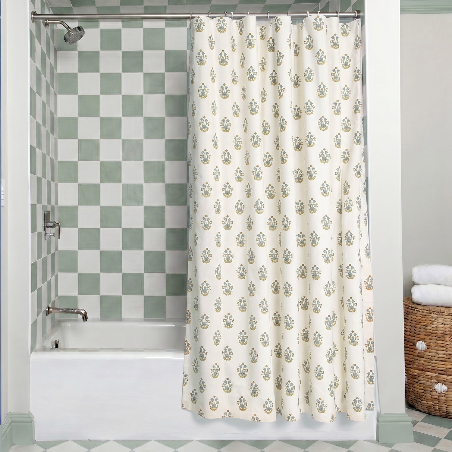 Fresh Floral Printed Commercial Shower Curtains