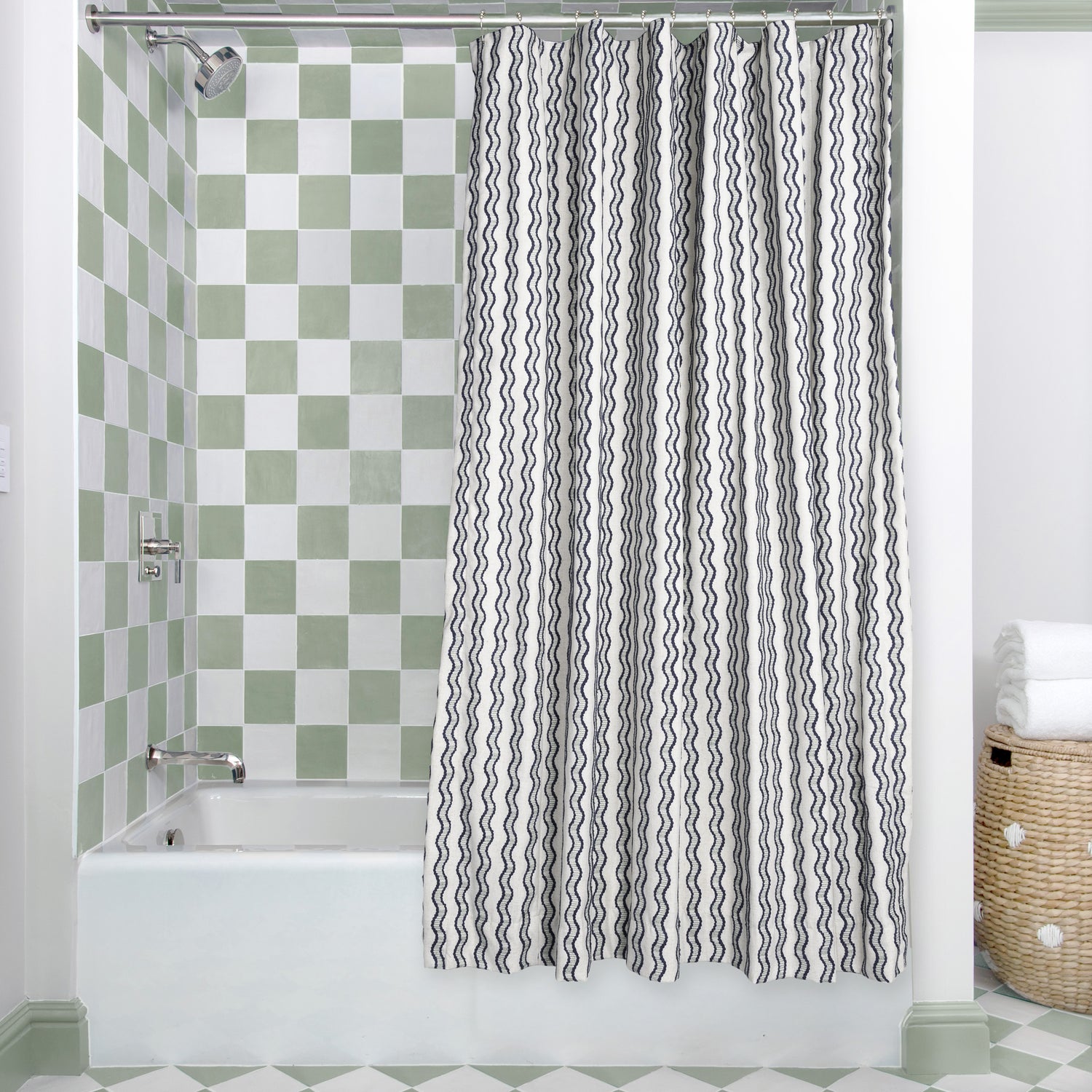 Multi-Pattern Printed Commercial Shower Curtains